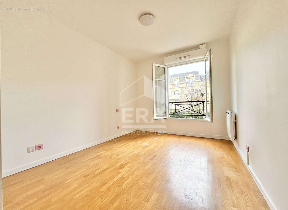 Appartement à EMERAINVILLE