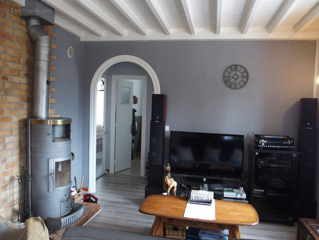 Maison à LE CHAMBON-SUR-LIGNON