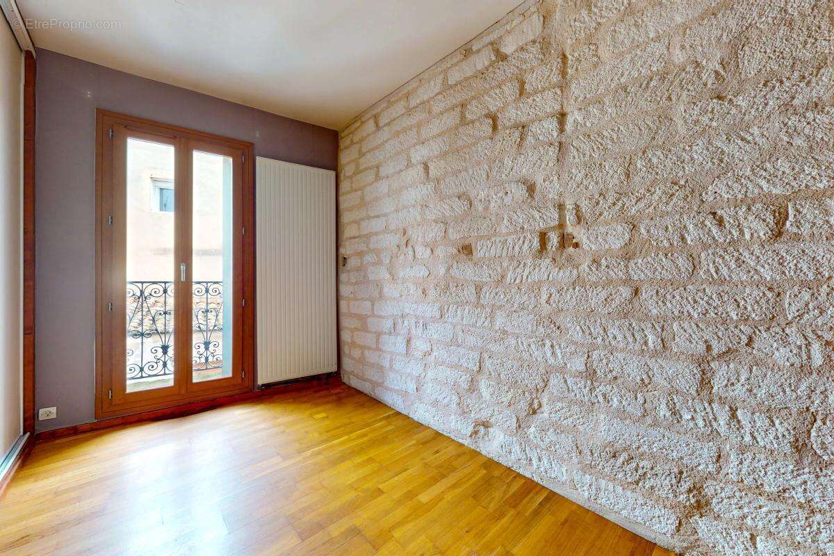 Appartement à SAINT-JEAN-DE-VEDAS