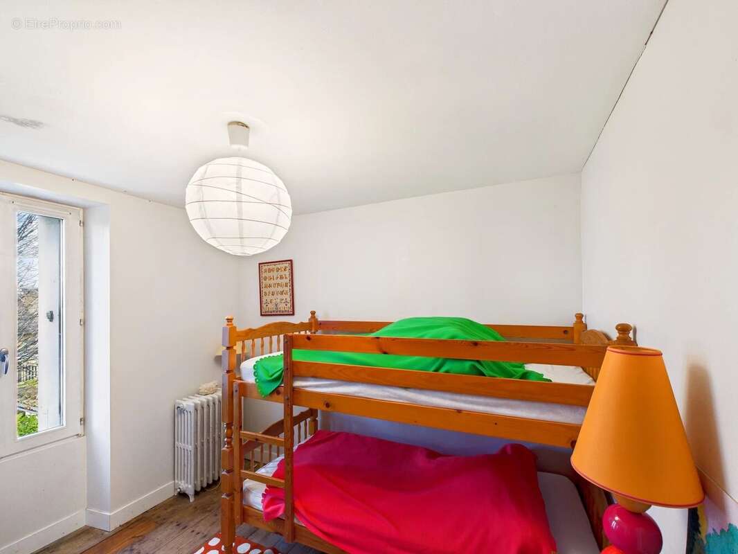 Maison à SAINT-EMILION