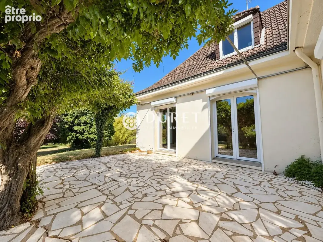 Maison 8 pièces 240 m² à vendre à La Chevroliere (44118) - photo 8