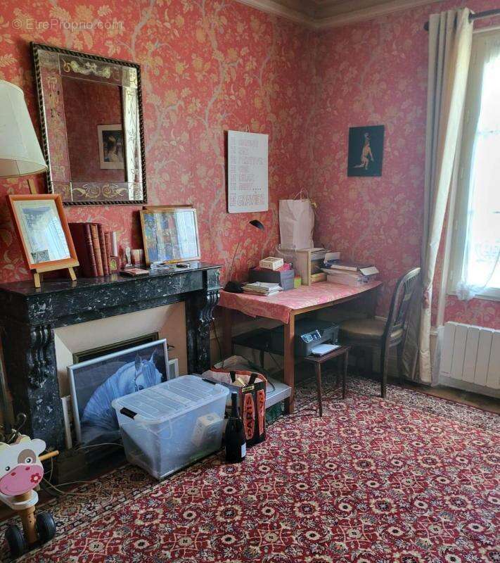 Maison à SARGE-SUR-BRAYE