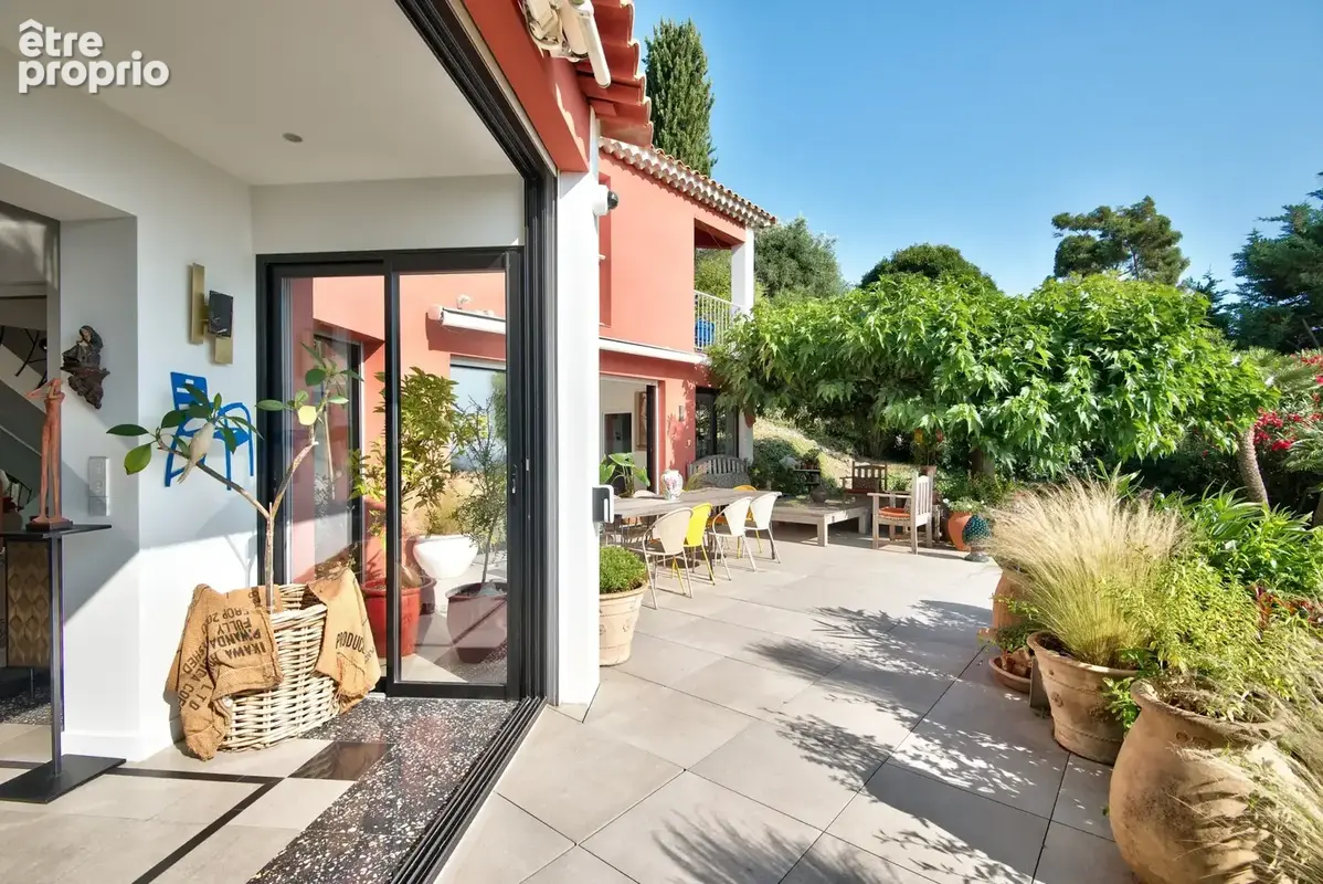 Maison 6 pièces 205 m² à vendre à Nice (06300) - photo 8