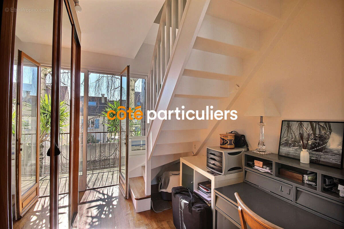 Appartement à CHATILLON