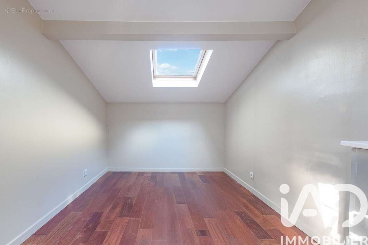 Photo 7 - Maison à SAINT-MAUR-DES-FOSSES