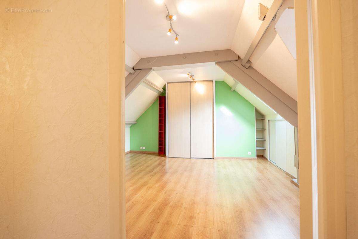 Lieux uniques ® x propriétés privées propose tres belle propriété 160 m² sur 4500 m² - photo 17