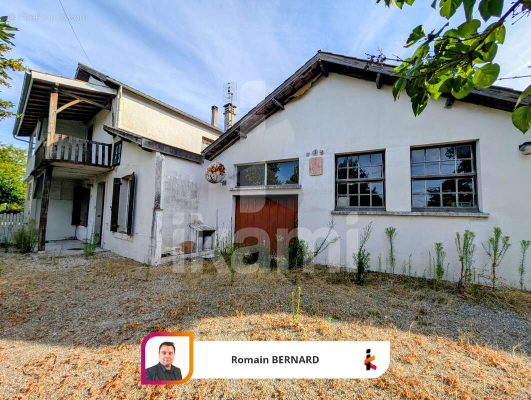 Maison à MONFLANQUIN
