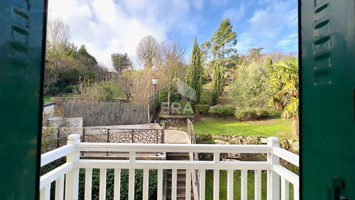 Maison à ATHIS-MONS