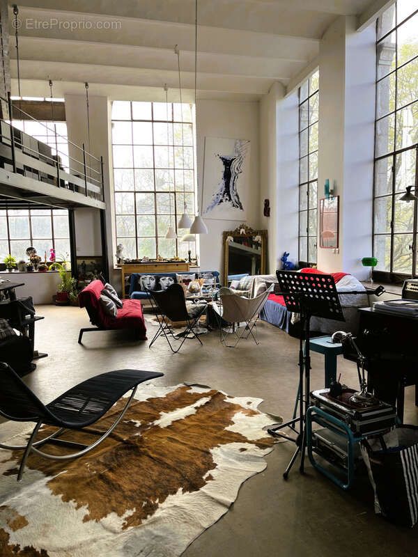 Maison à VILLENEUVE-DE-BERG