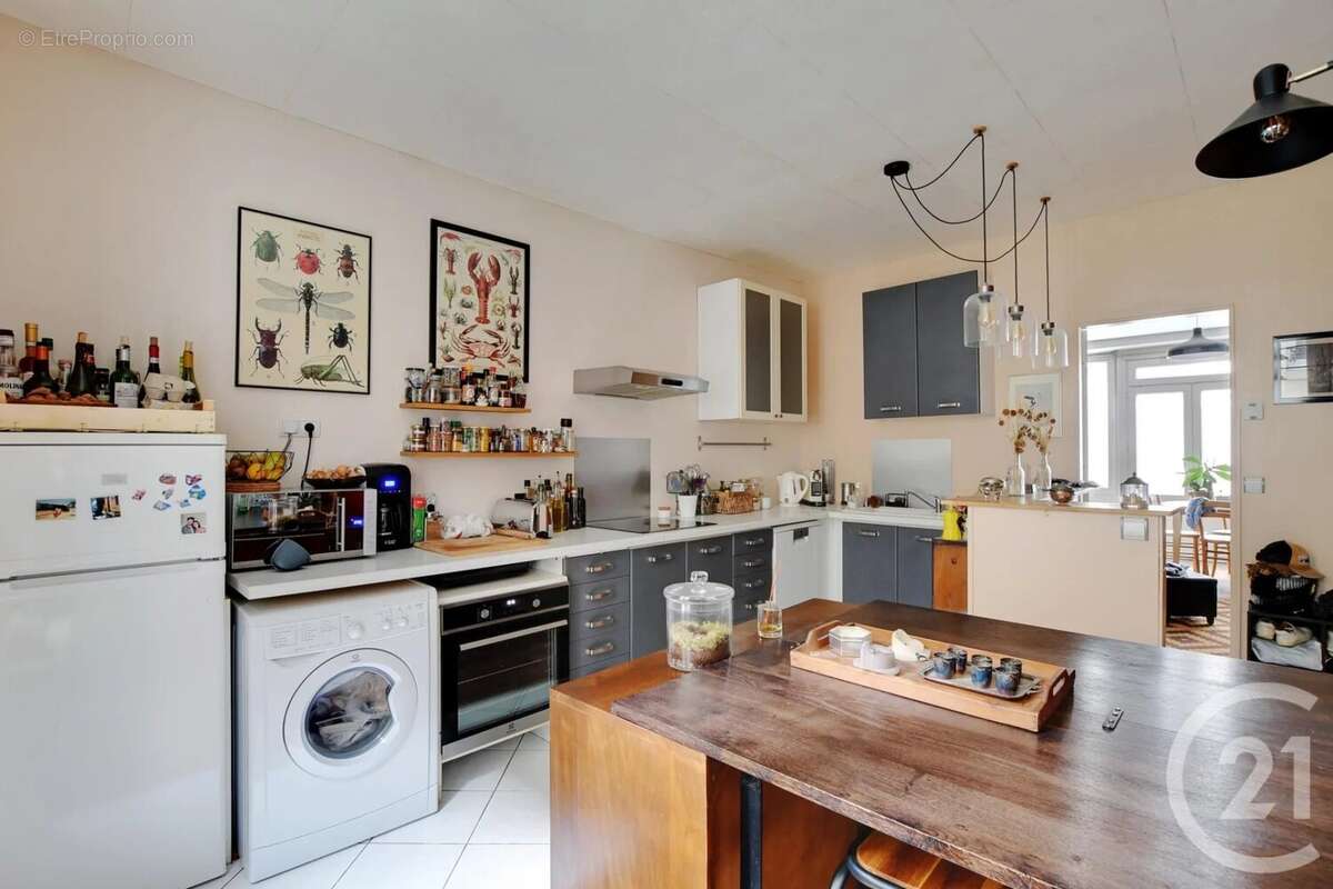 Appartement à PARIS-15E