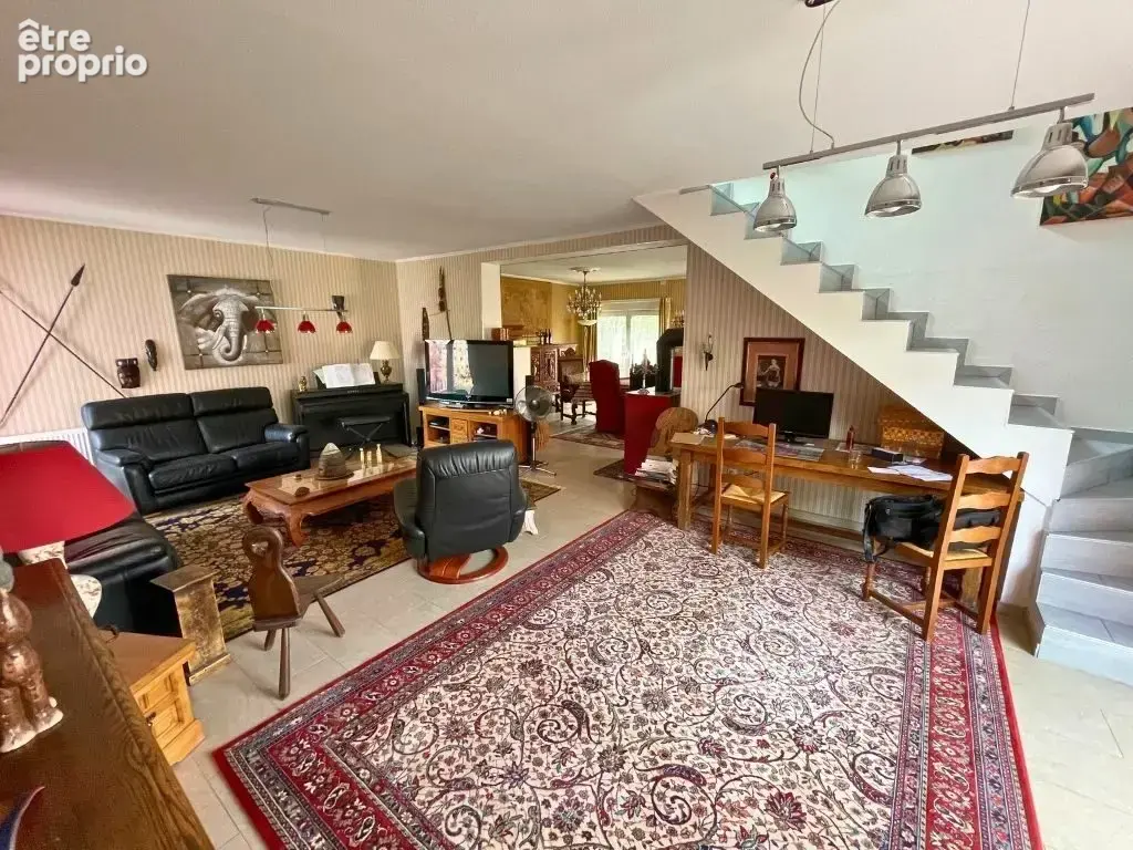 Maison 9 pièces 194 m² à vendre à Cernay (68700) - photo 7