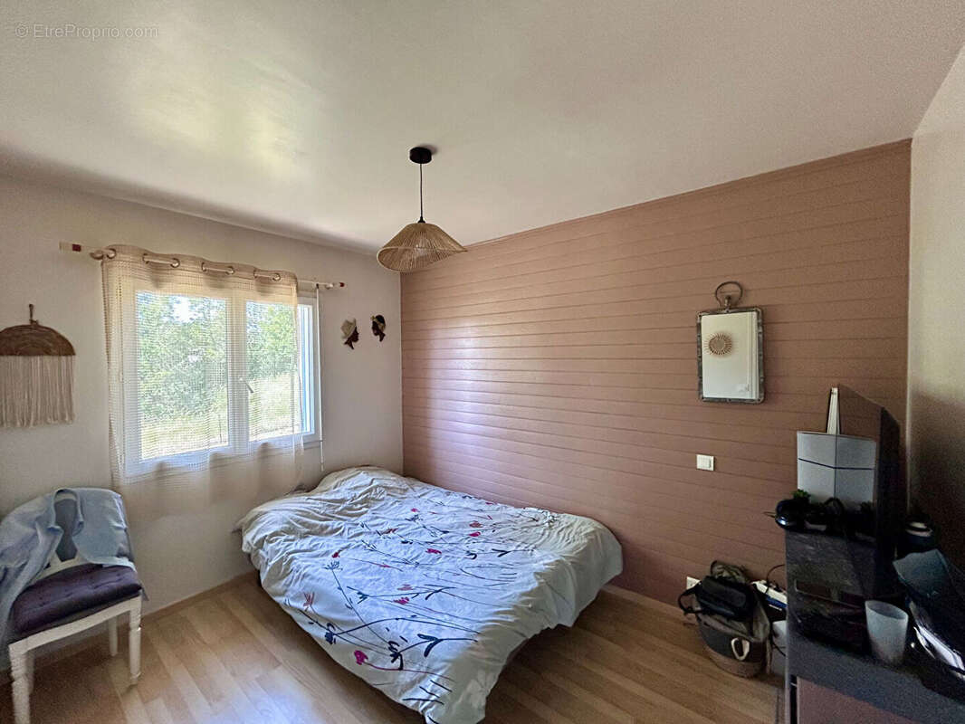 Maison Prailles La Couarde 5 pièce(s) 87 m2 - photo 6