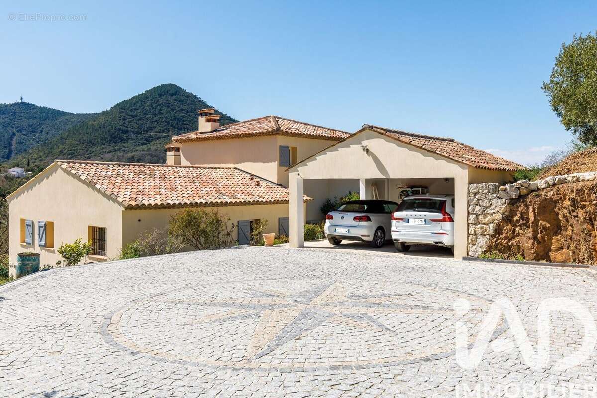 Photo 7 - Maison à MANDELIEU-LA-NAPOULE