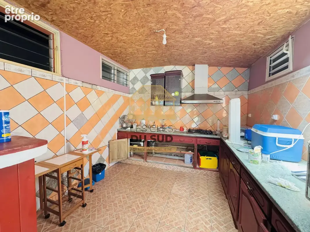 Saint-joseph les bas – maison f3/4 avec grand terrain de 1000 m² + fort potentiel – secteur calme - photo 11