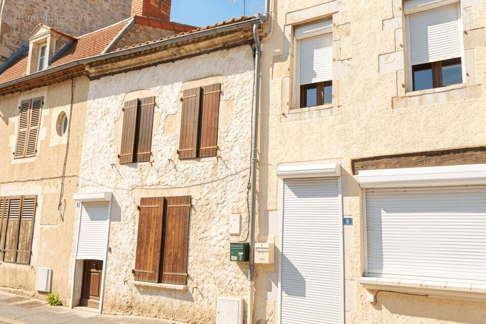 Maison à GANNAT