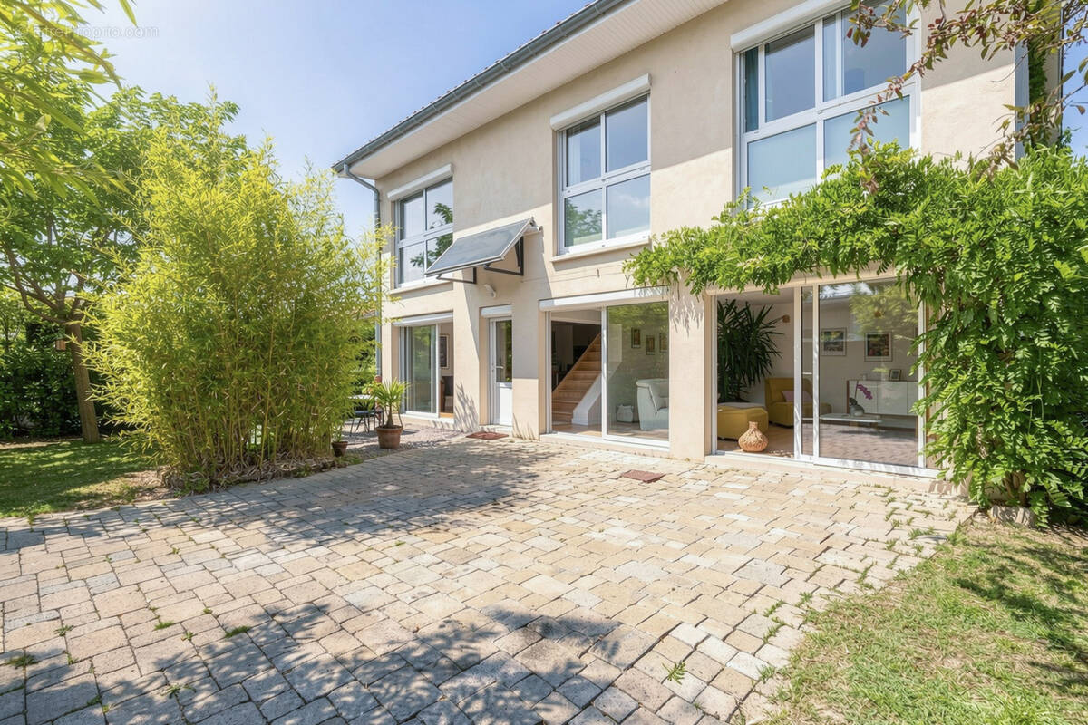 Maison à CRAPONNE