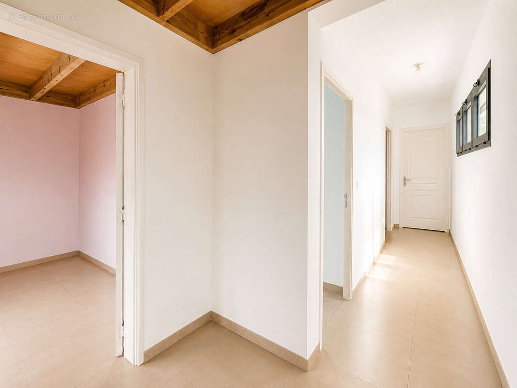 Villa F5 156m2 hab Saint-Pierre - photo 9