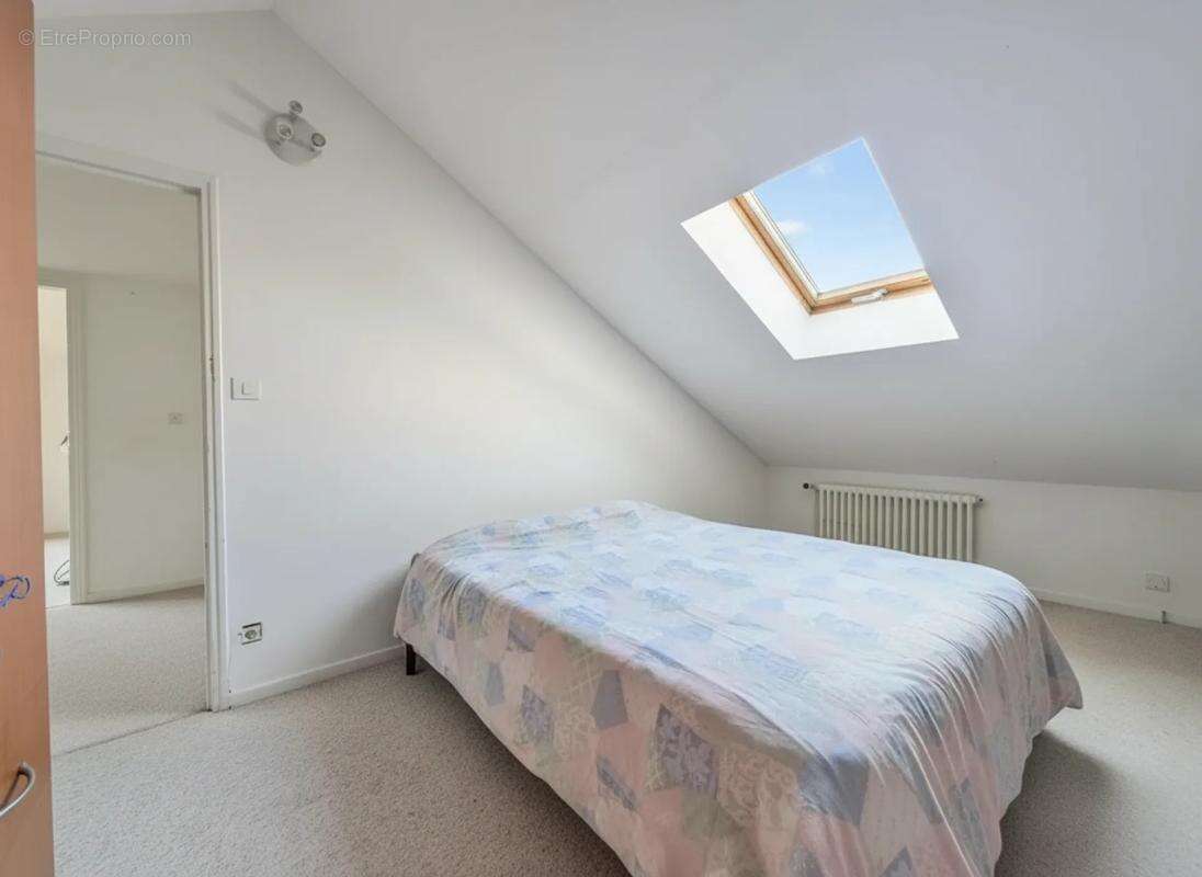 Maison à BELLEGARDE