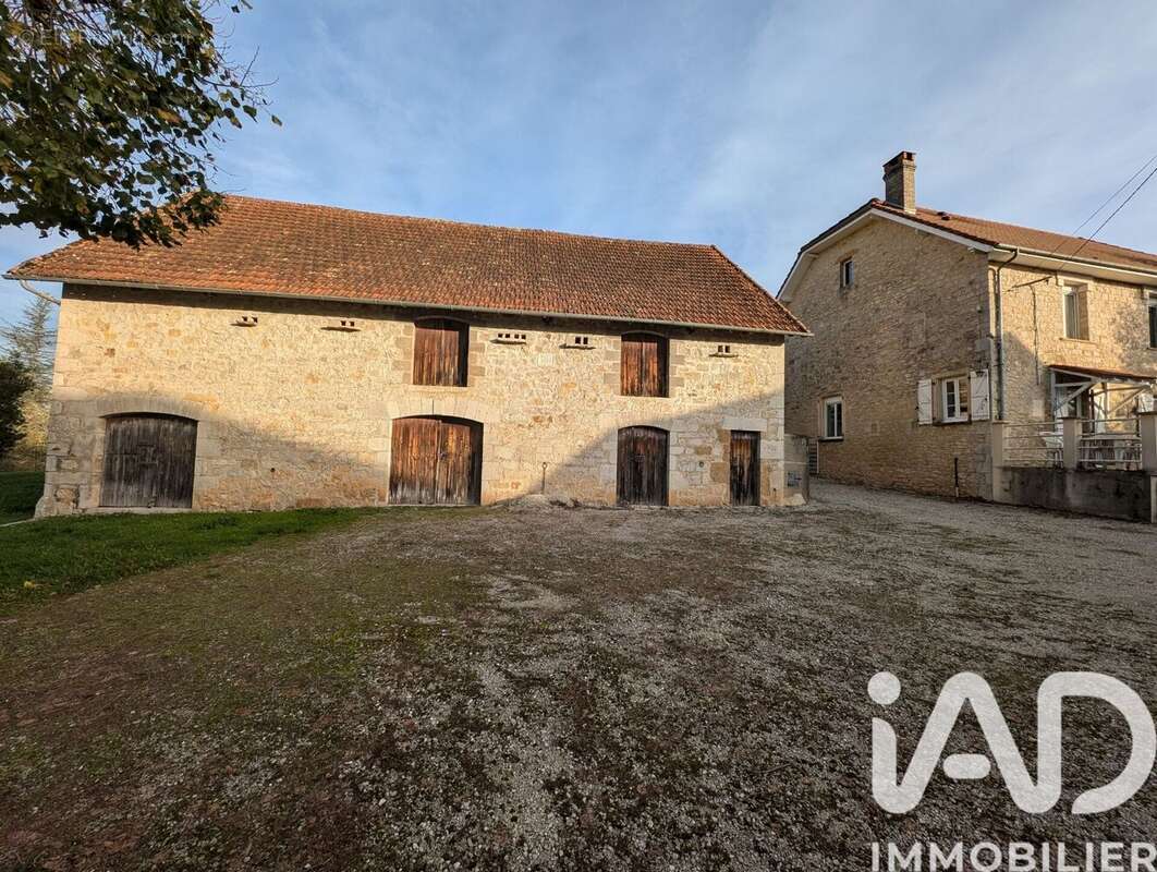 Photo 2 - Maison à CONDAT