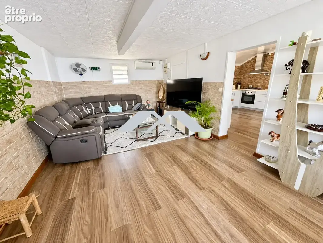 Maison 5 pièces 130 m² à vendre à Saint-Joseph (97480) - photo 5