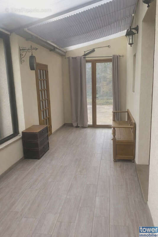 Maison à DYO