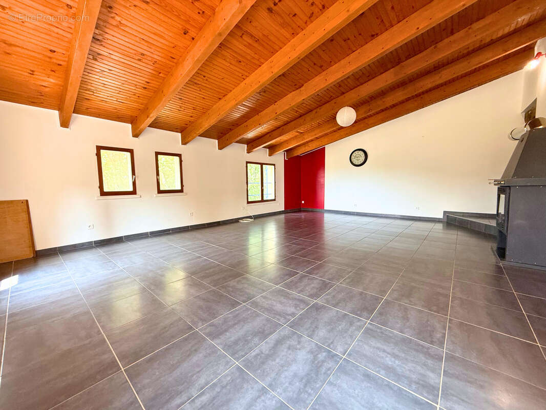 Maison à PIERREVERT