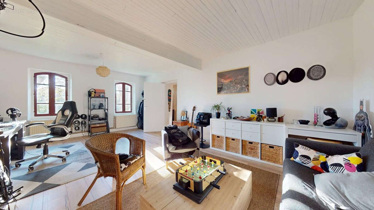 Maison à LABARTHE-SUR-LEZE