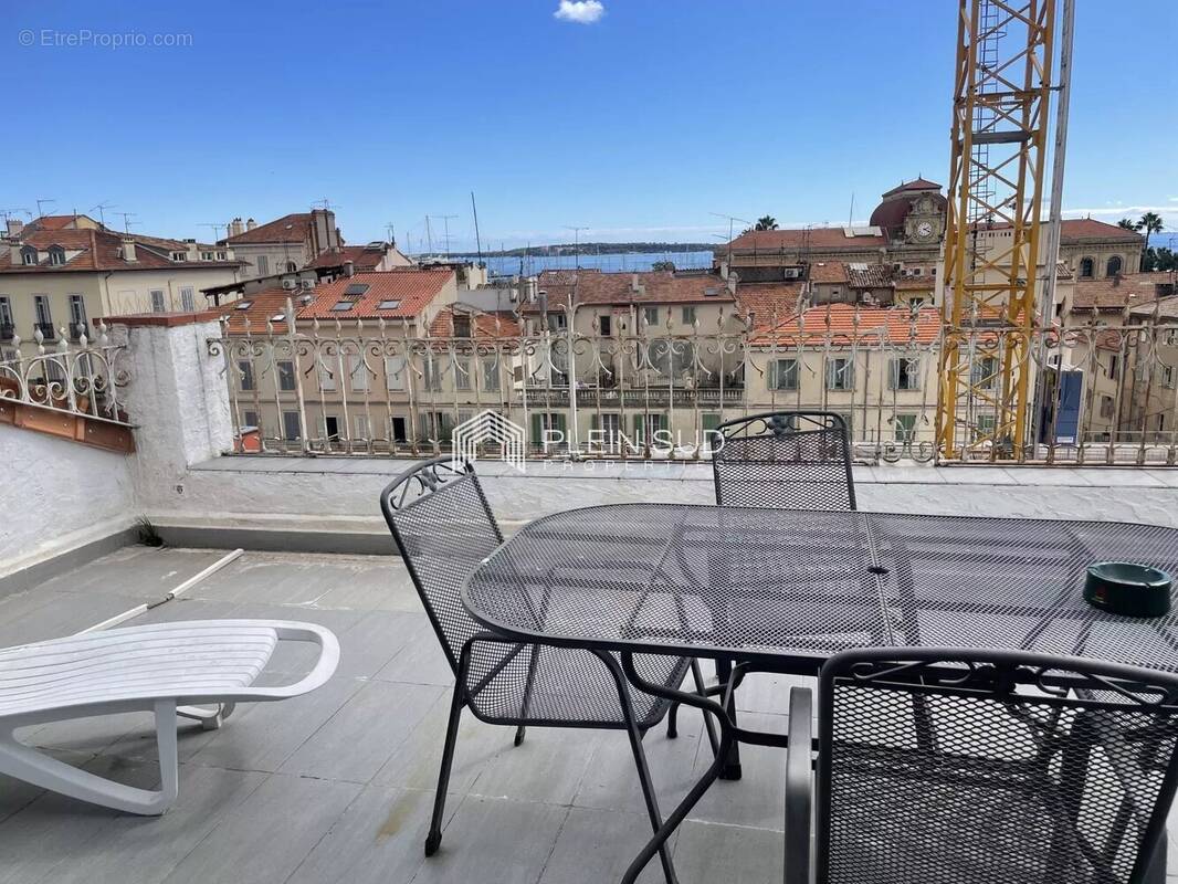 Appartement à CANNES