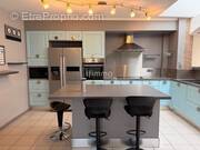 Maison à QUIEVRECHAIN