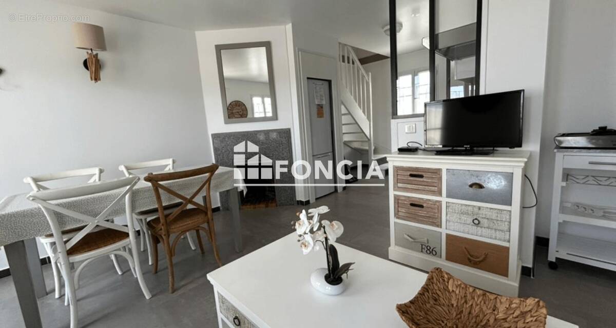 Maison à LA FLOTTE