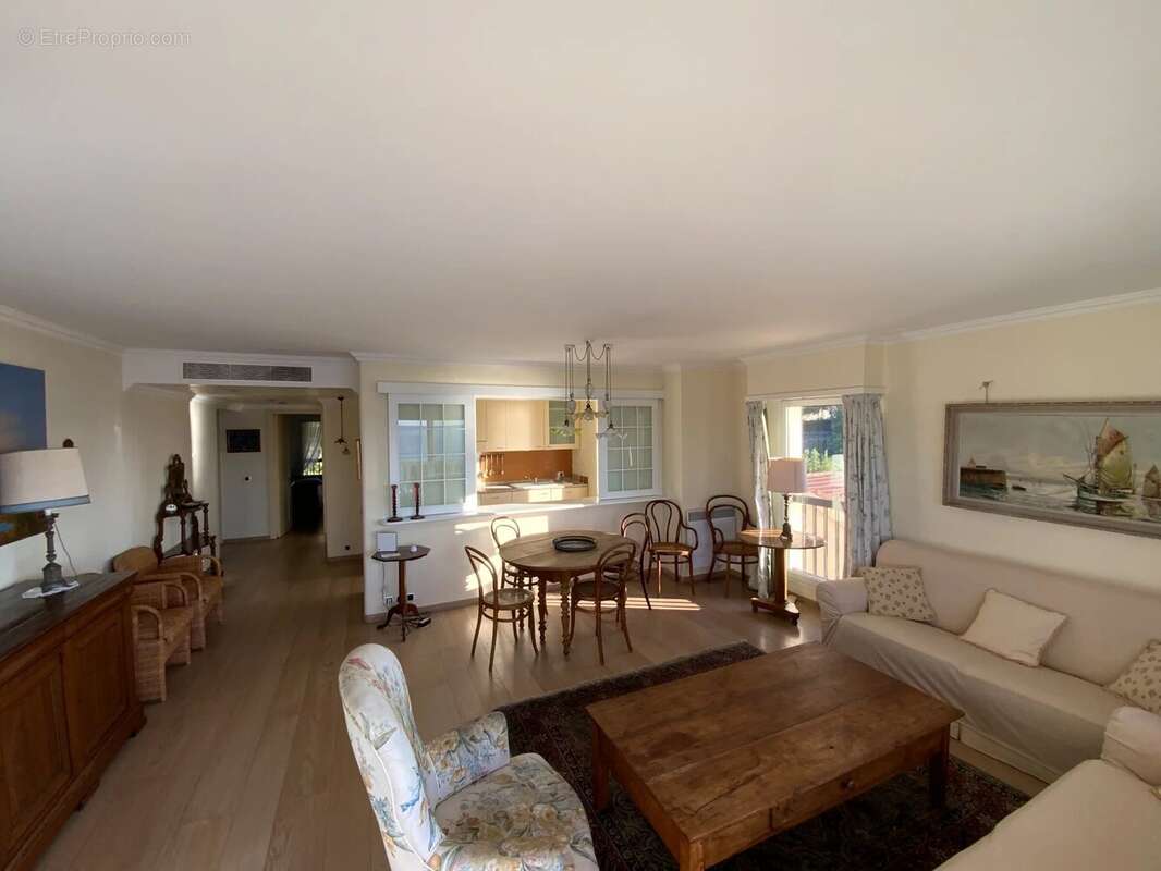 Appartement à MENTON