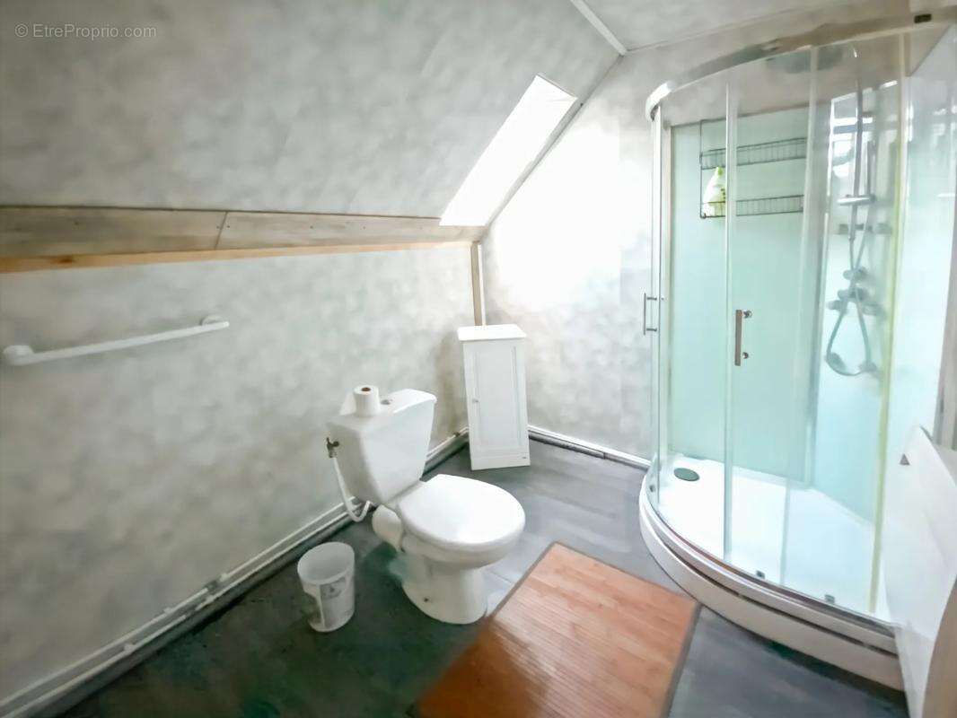 Maison à TRIZAY-LES-BONNEVAL