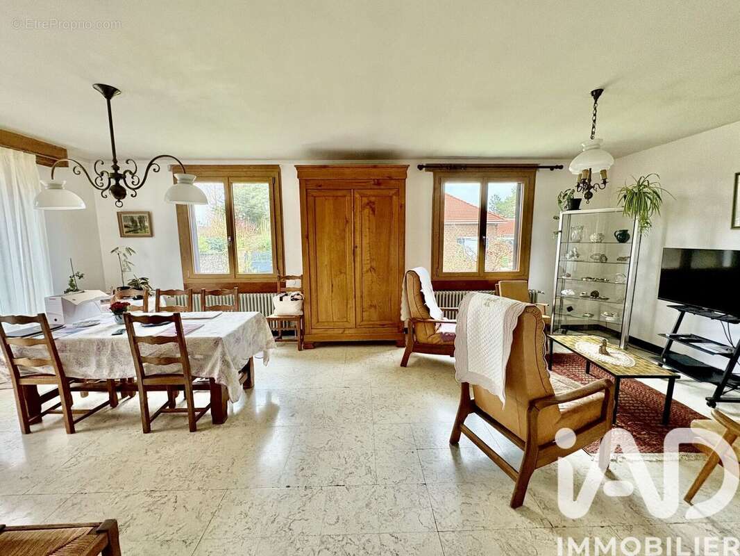 Photo 2 - Maison à SAINT-SAUFLIEU