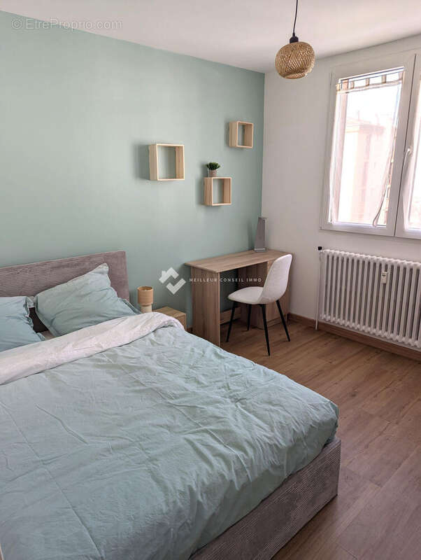 Appartement 89 m² à Ville-La-Grand  - photo 4