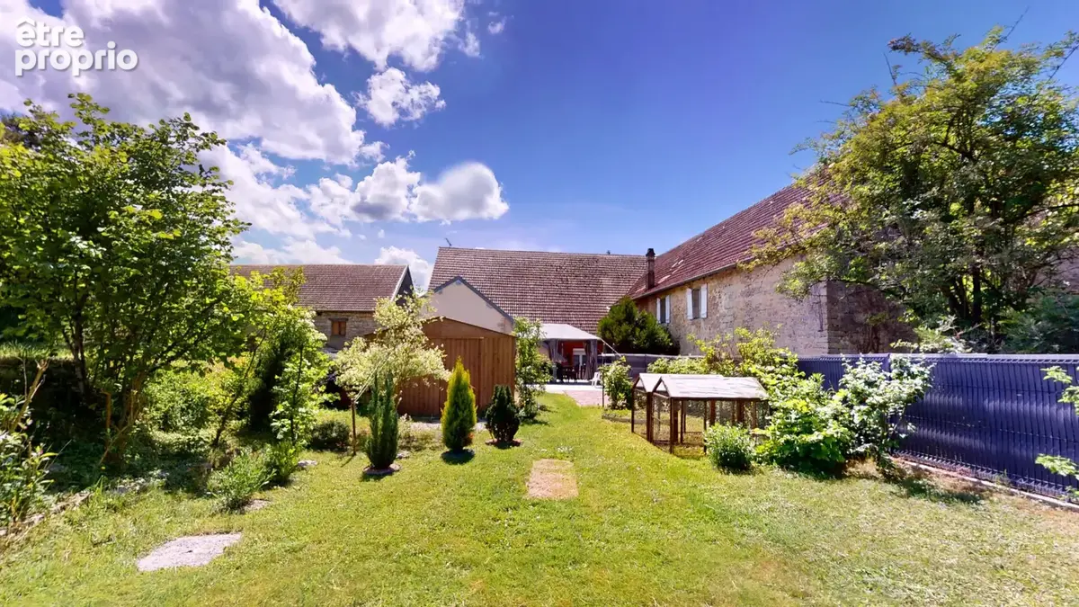 Maison Le Val 9 pièce(s) 215 m2 - photo 1