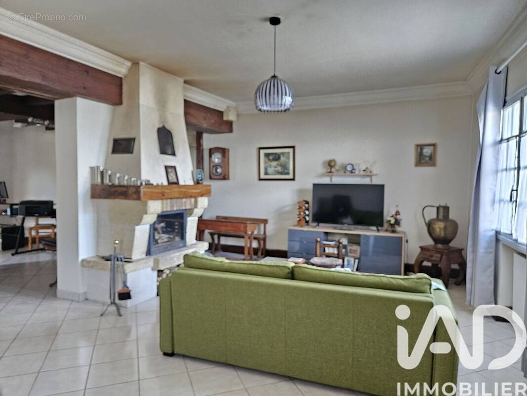 Photo 1 - Maison à COGNAC