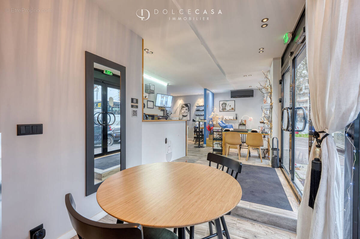 Commerce à LE PERREUX-SUR-MARNE