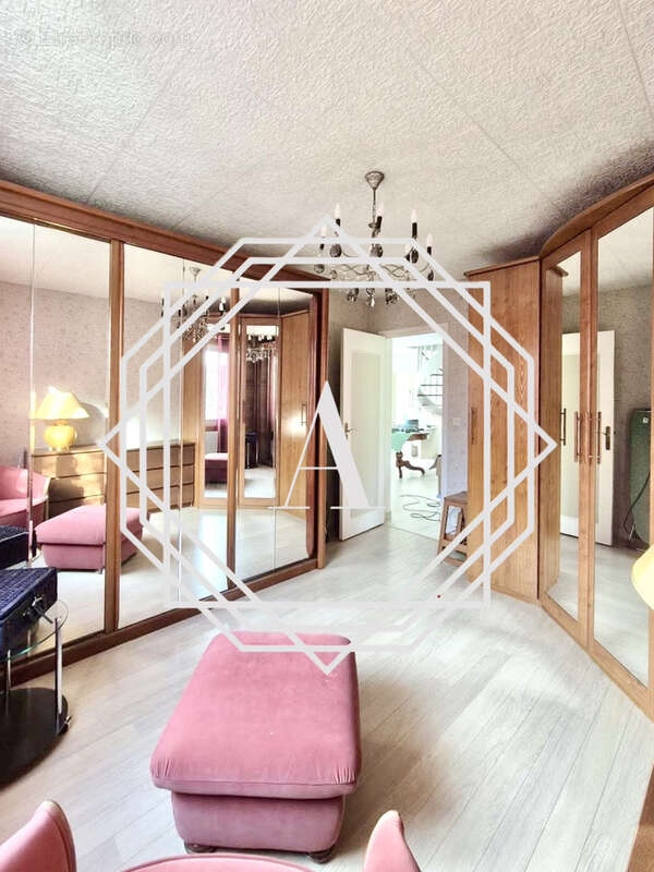 Maison à MERU