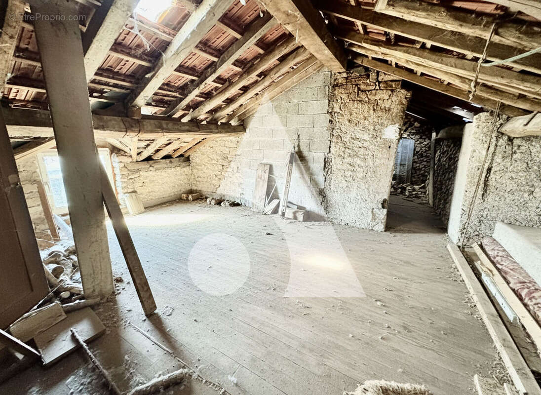 Appartement à DARNEY