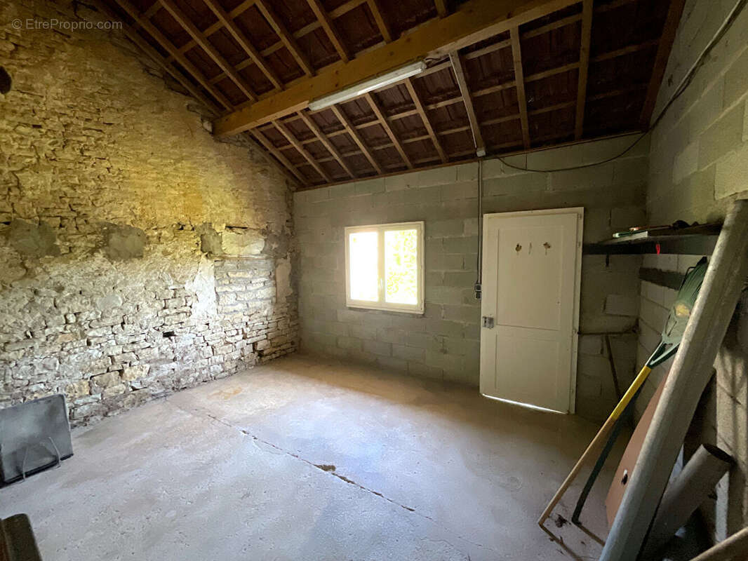 Maison à MELINCOURT
