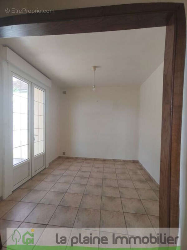 Maison à LA FERTE-MACE
