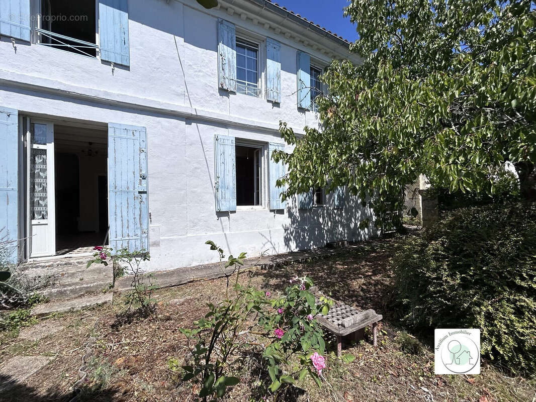 Maison 129 m² à Gauriac  - photo 4