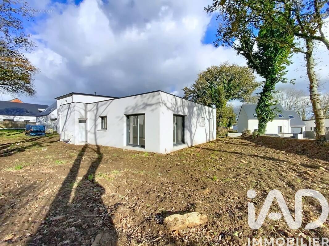 Photo 1 - Maison à PLONEOUR-LANVERN