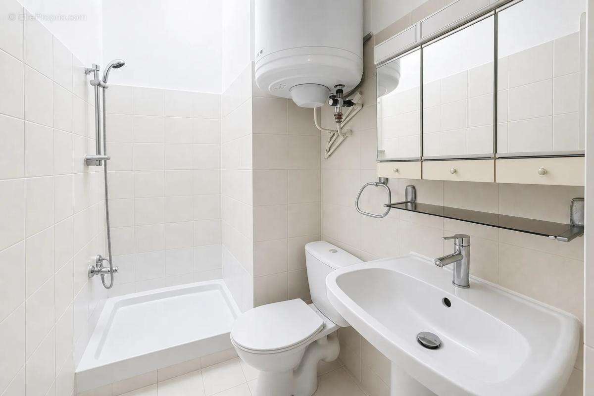 Maison de village sur 2 niveaux- 70 m2 - Valros - photo 4