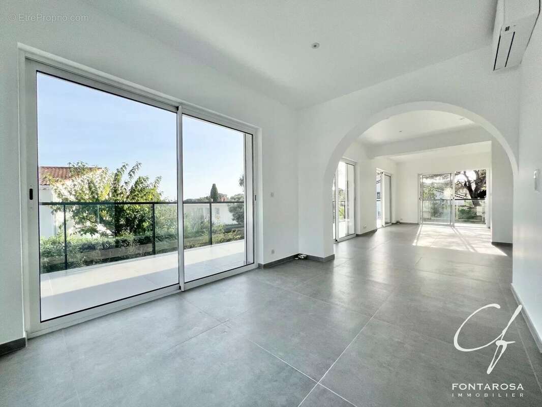 Appartement à SAINT-RAPHAEL