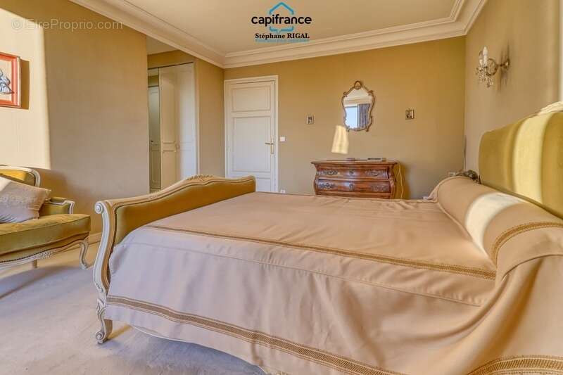 Maison à vendre 6 pièces  de 165m2 habitables sur terrain de 770m2 avec piscine et garage - photo 23