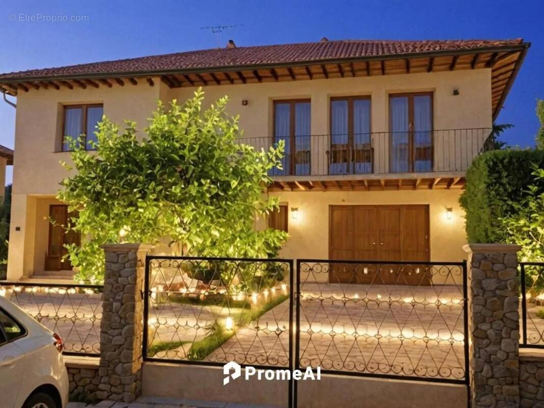 Photo 1 - Maison à TASSIN-LA-DEMI-LUNE