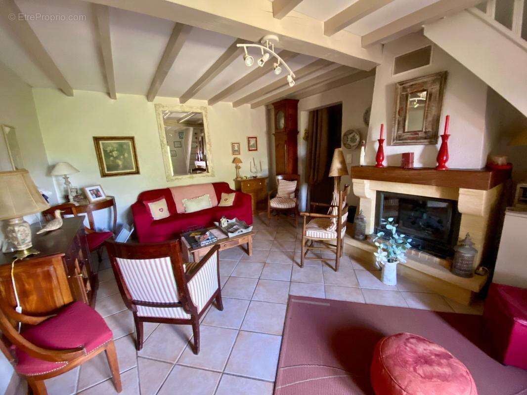 Maison à SAINTE-ALVERE