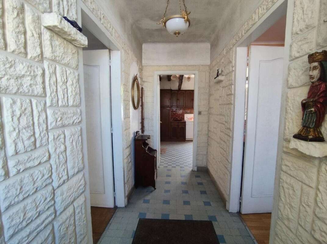 Maison 106 m² à Jublains  - photo 2