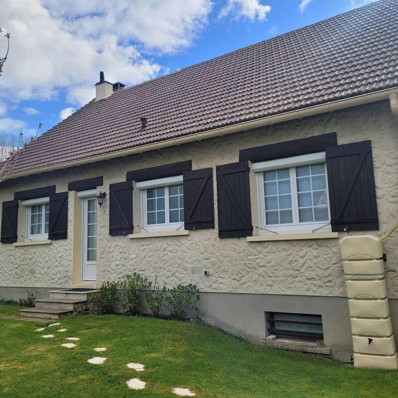 Maison à CIVRY-LA-FORET